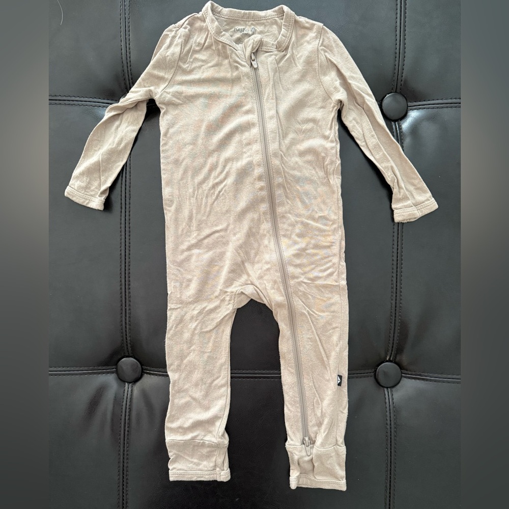 Kyte Baby PJs  (6-12mo)